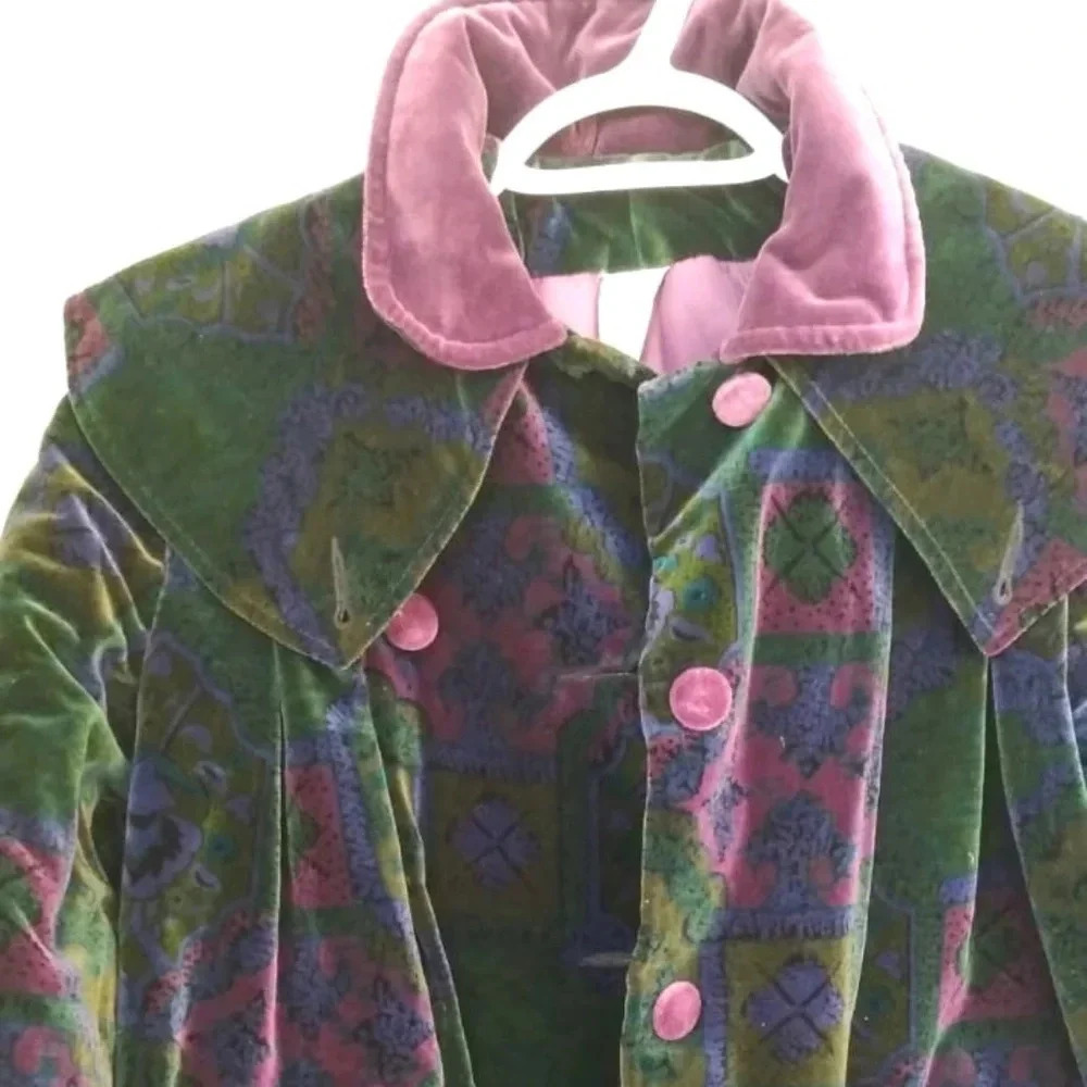 Vintage Little Nugget velvet coat size 6 Yo